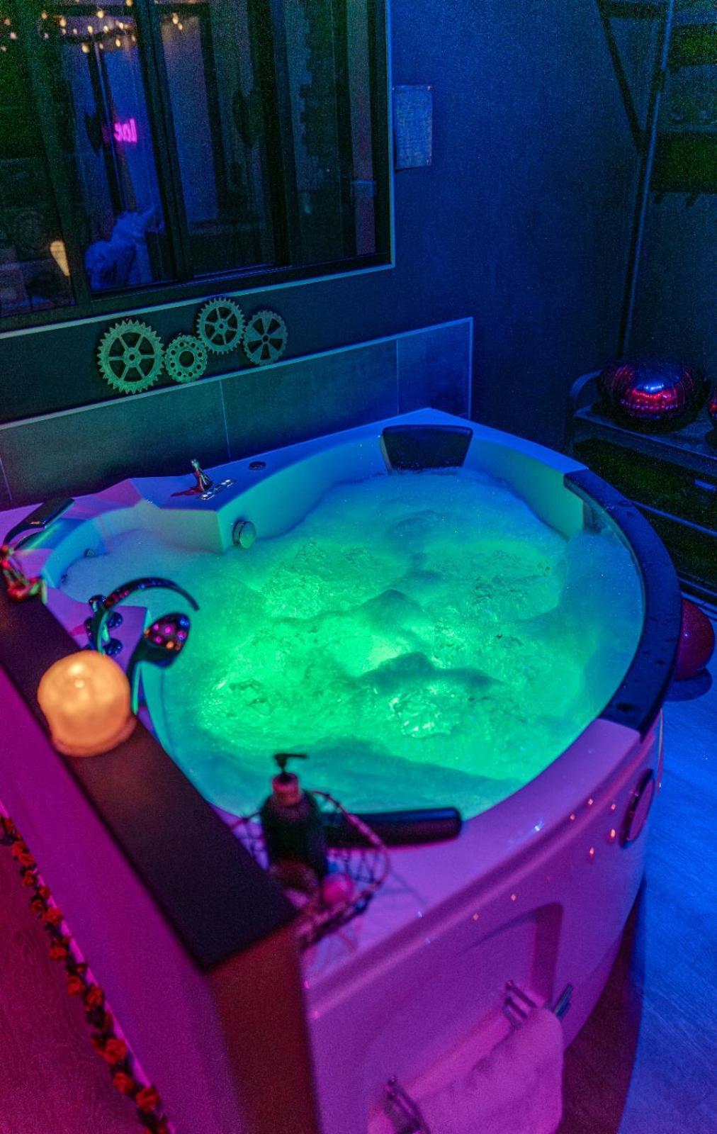 Escapade Romantique Avec Champagne Offert